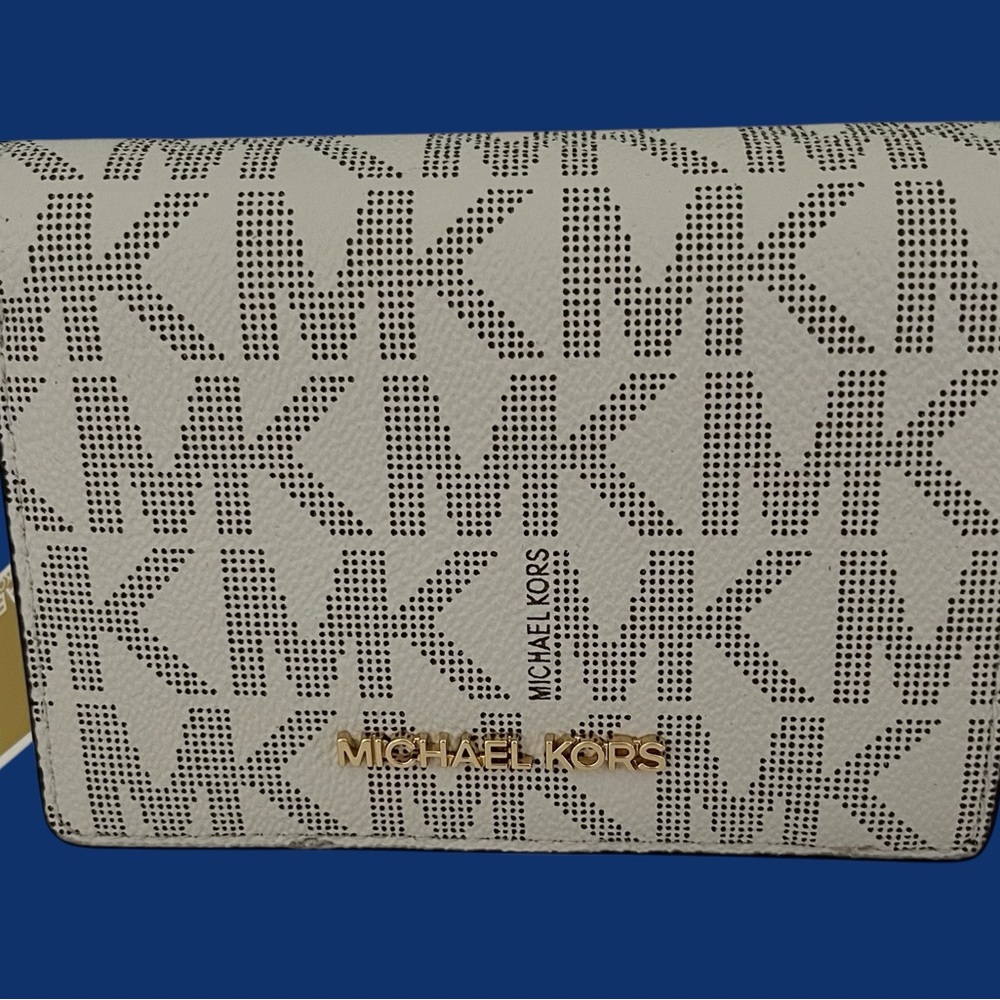 Michael Kors Vanilla Luggage Wallet with Gold Accents